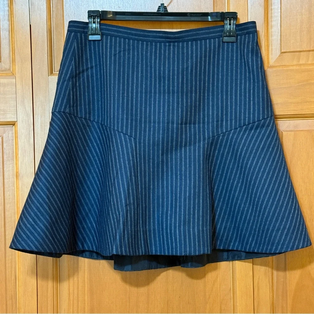 J. Crew Navy Pin Striped A-Line Flounce Skirt NWOT Size 6